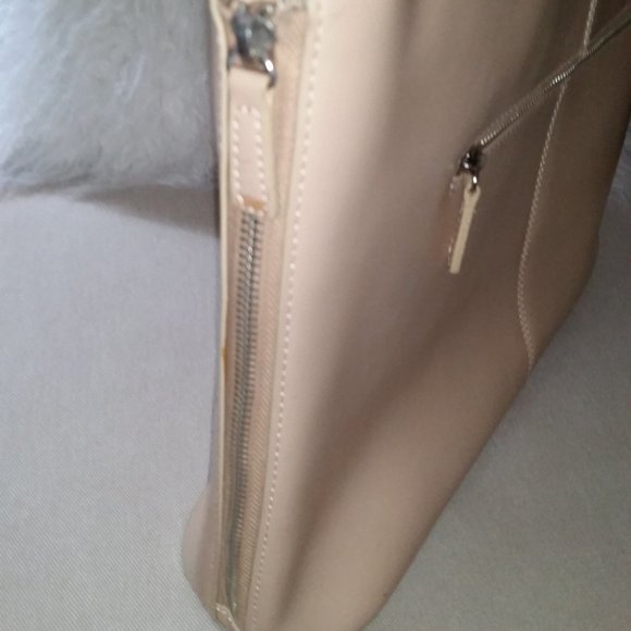 Browns Couture tan leather oversized tstructured tote - Picture 3 of 11